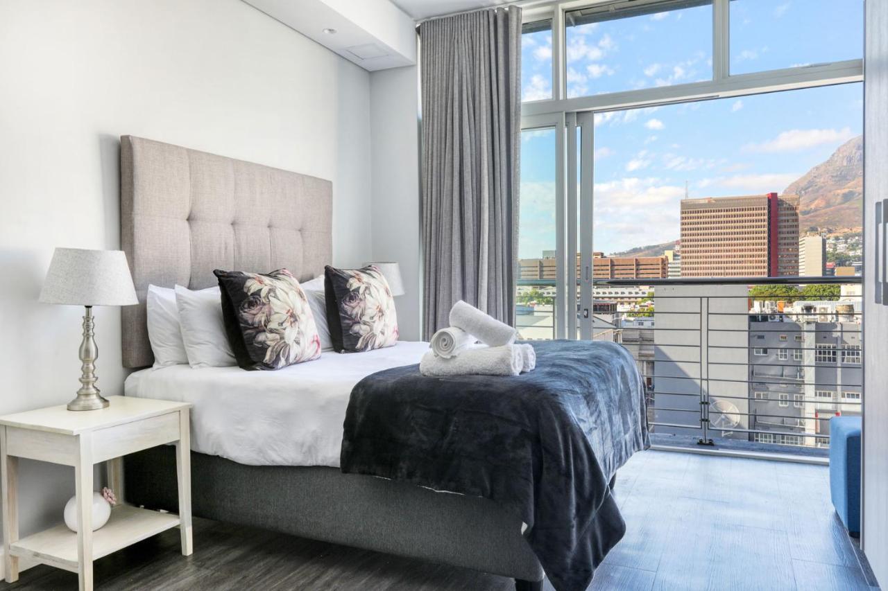 Backup-Power Mountain View Trendy Apartment Kapstadt Exterior foto